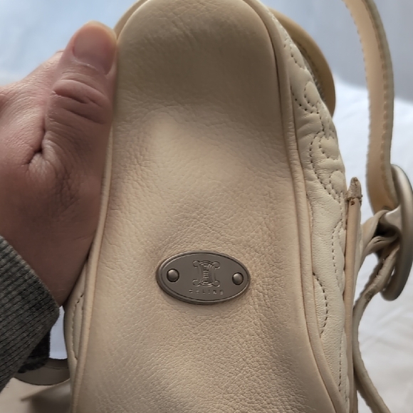 Celine - Picture 6 of 10